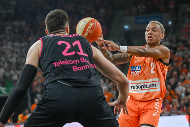 事的全球知 事的全球知